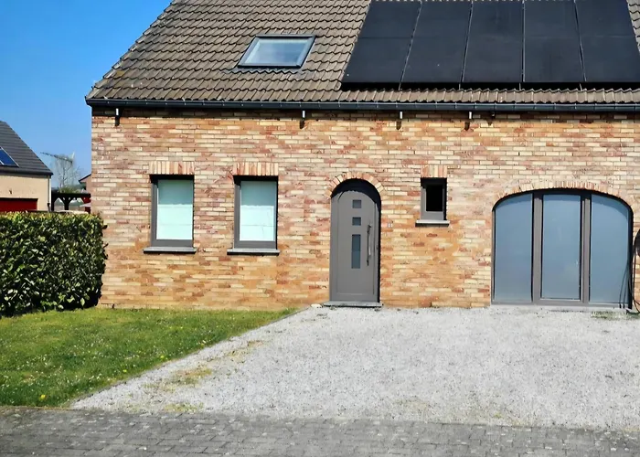 Gîte au 14 - au calme avec jardin , proche de Dinant