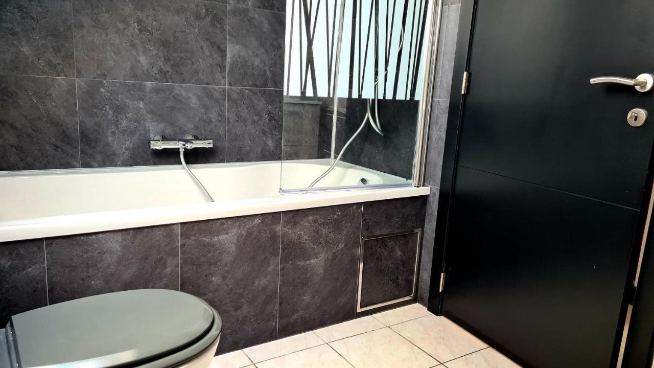 Au 14 - Au Calme Avec Jardin , Proche De Dinant Holiday home *